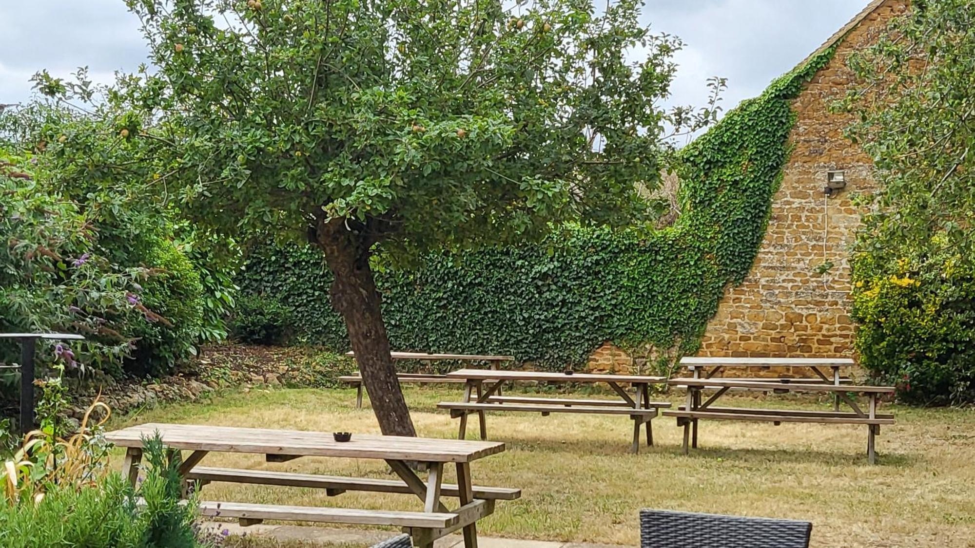 Unicorn 3* Deddington
